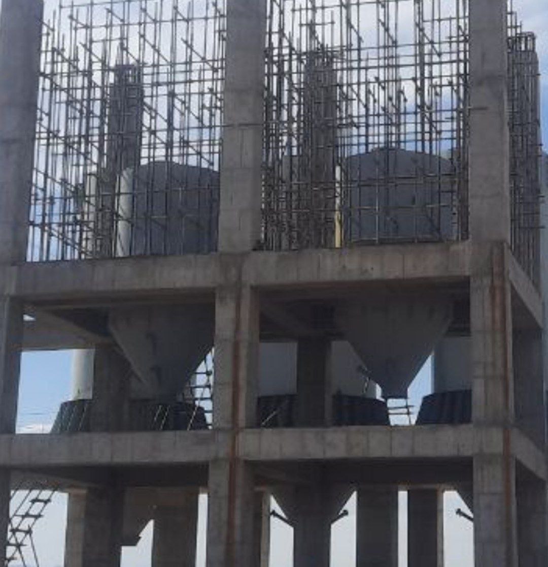 آغاز عملیات اجرای زیر دال سوم سازه سرند کارخانه آهک فولادیار نوین