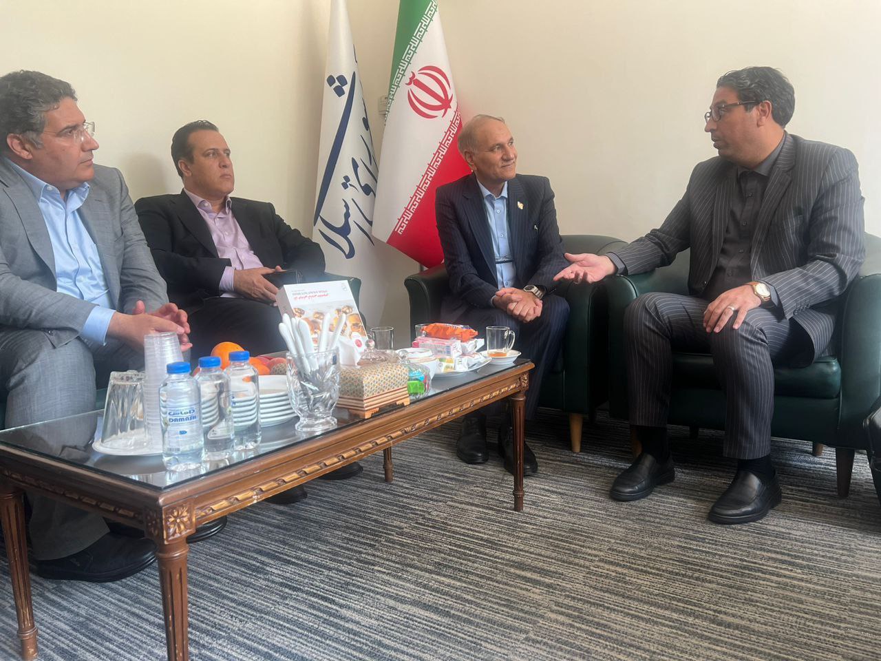  نشست راهبردی گروه فولادیار با نمایندگان منتخب مردم